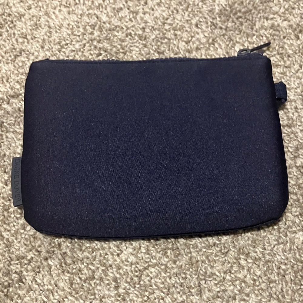 DAGNE DOVER NEOPRENE POUCH NAVY BLUE COLOR